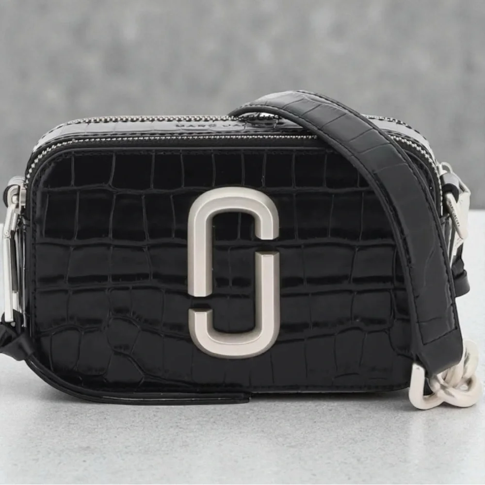 MARC JACOBS The Croc-Embossed Chain Snapshot (NWT) - Picture 7 of 7